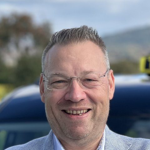 Porträt Dirk Holl